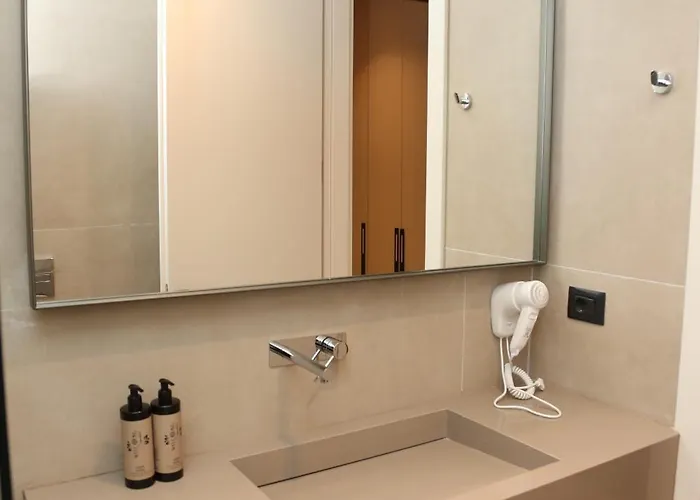 Centre - Cca Apartment Tirana