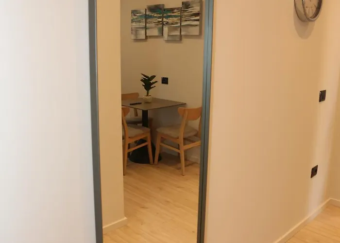 Apartment Centre - Cca Tirana